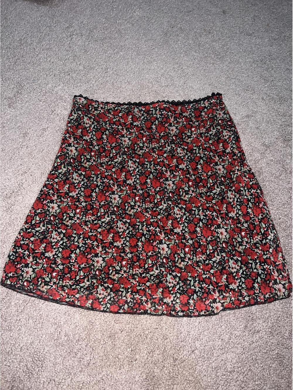 Floral mini skirt
